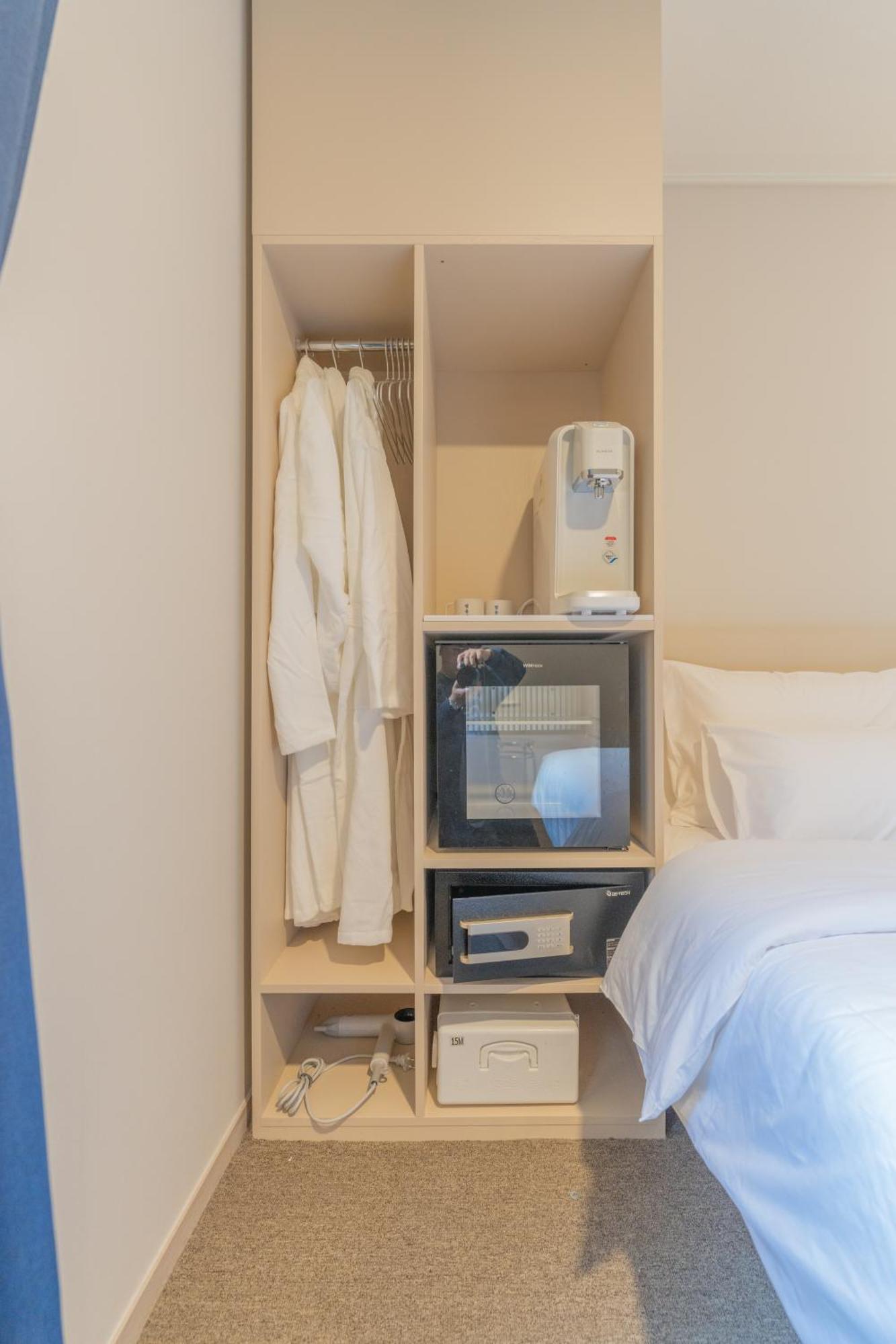 Myeongdongjang Hotel 4*