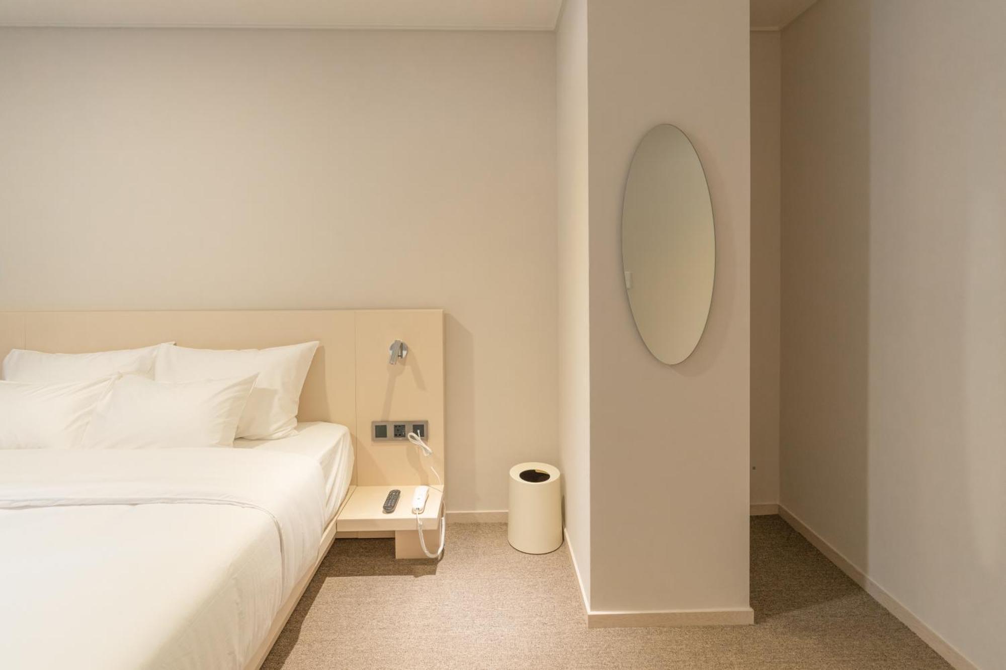 Myeongdongjang Hotel