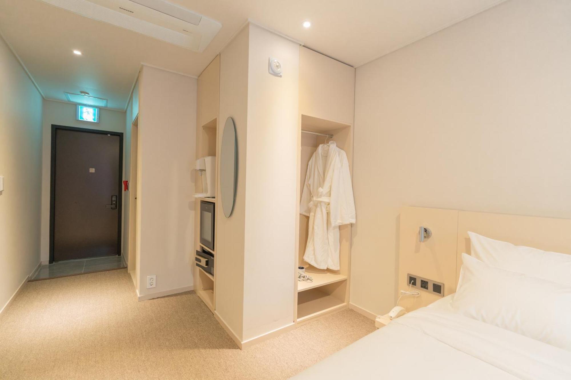 Myeongdongjang Hotel Seoul
