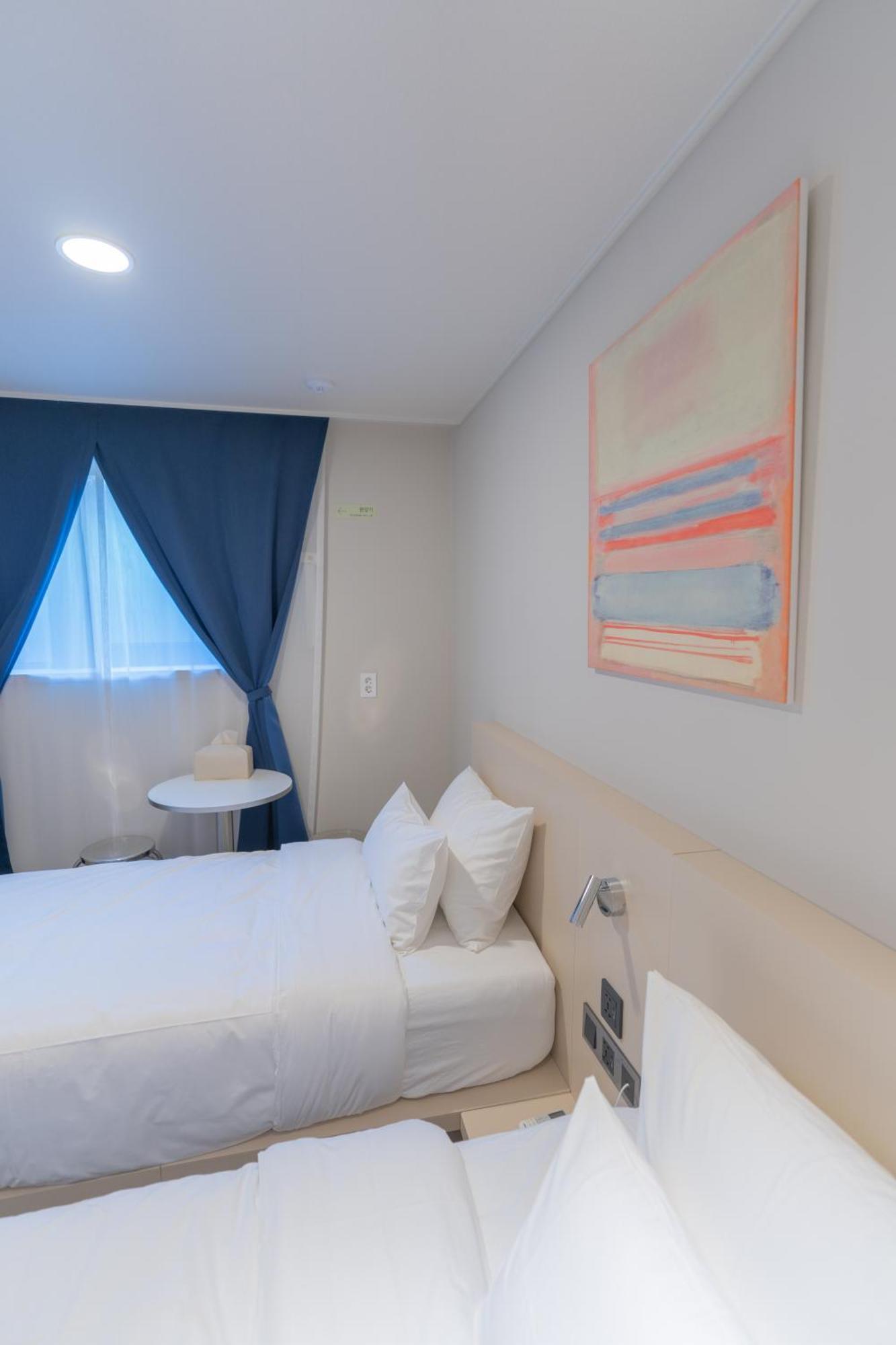 Myeongdongjang Hotel