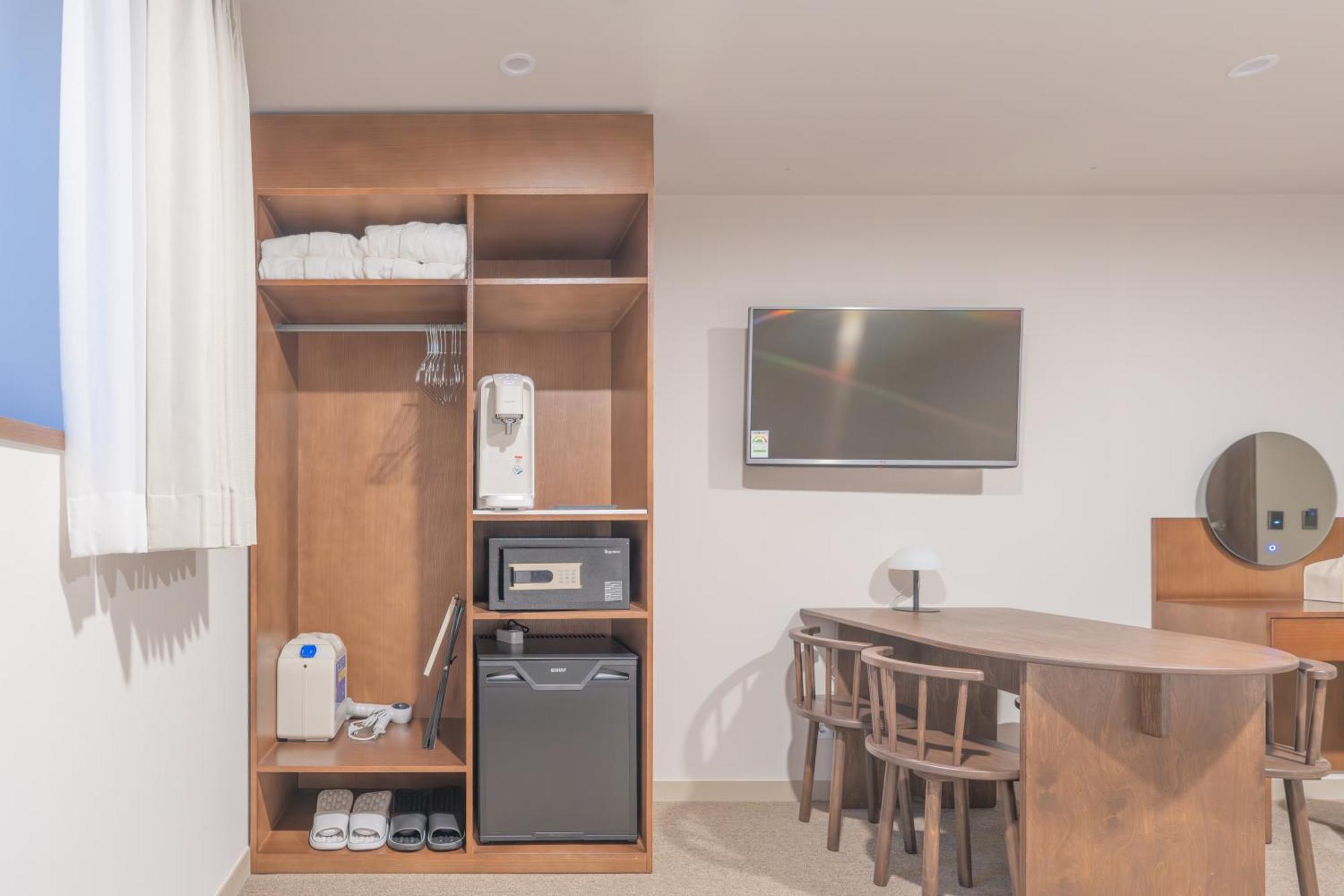 Hotel Myeongdongjang 4*